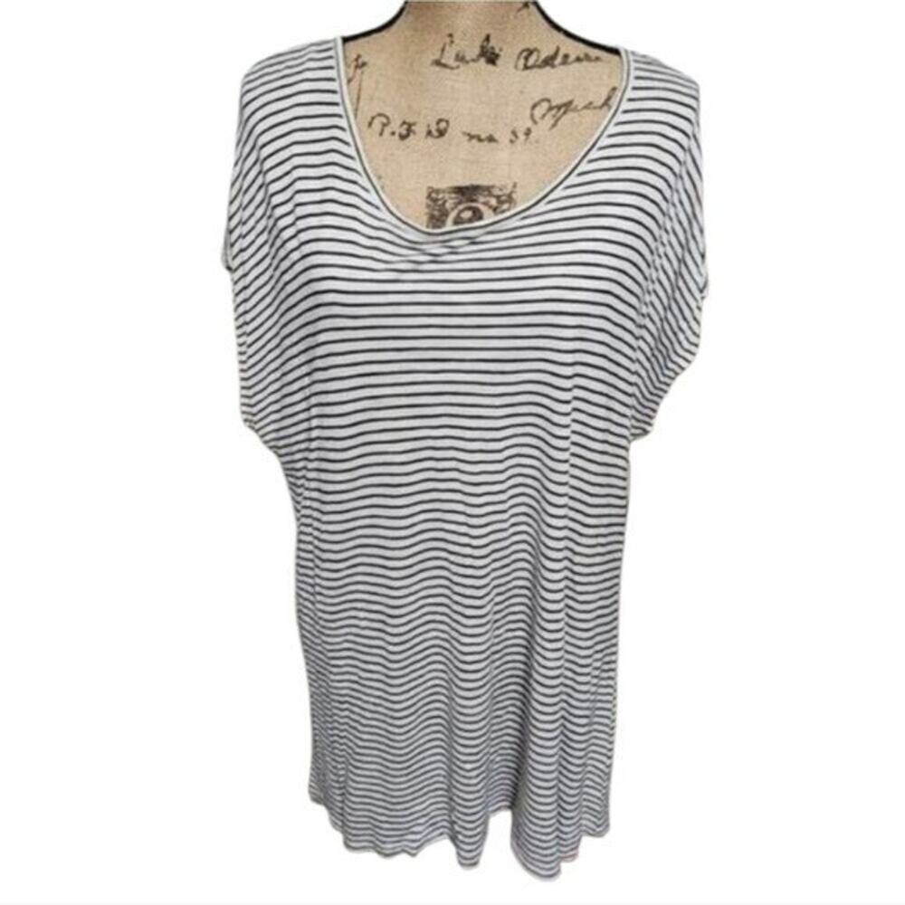 Lane Bryant Womens Plus 18/20 Striped Dolman Top Caged Lace Back Black White